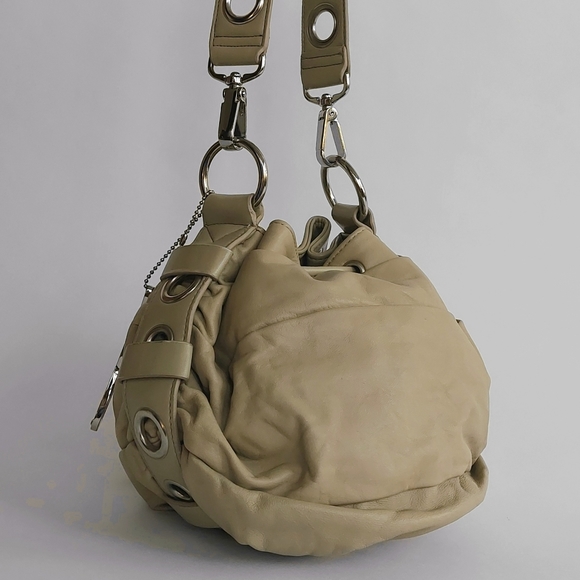 JLO by Jennifer Lopez Pleated Leather with silver Grommet Bucket Bag - Picture 4 of 12